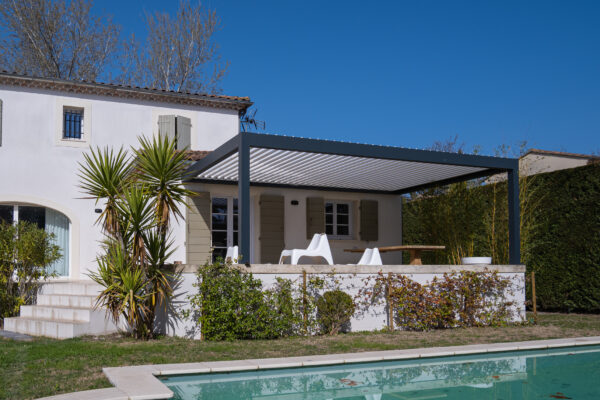 Pergola aluminium bioclimatique sur mesure