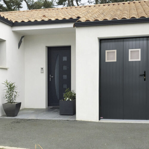 Porte de garage battante