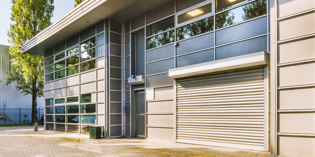 Porte de garage enroulable - Somfy