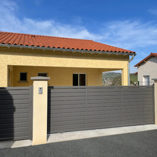 Portail aluminium coulissant motorisé