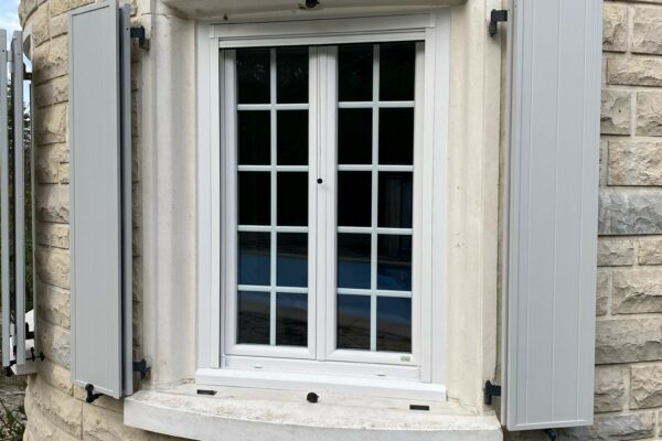 Volet battant aluminium isolant 4 vantaux rénovation